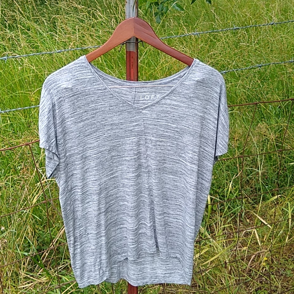 Loft soft grey sleeveless tee shirt size s…